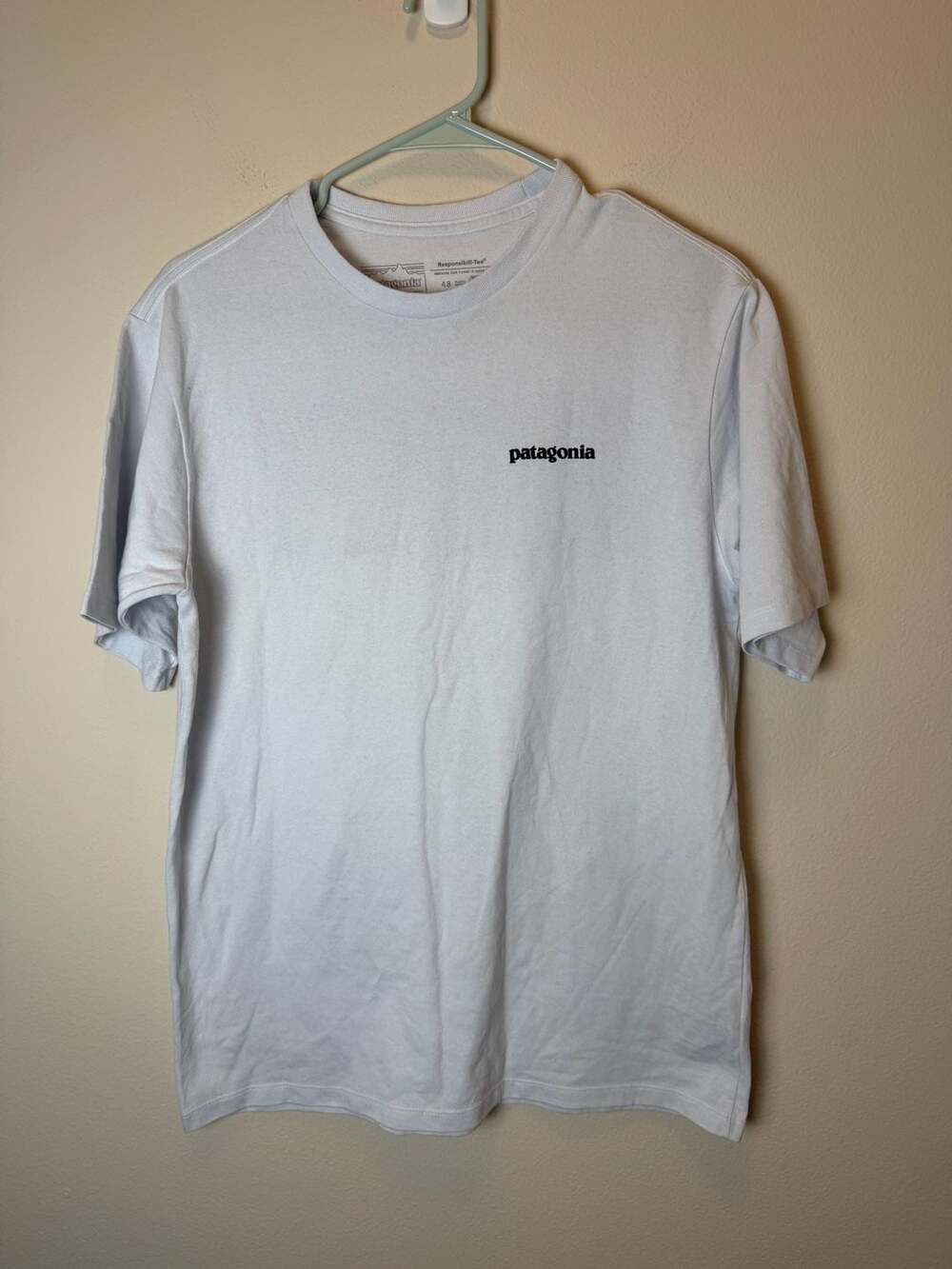 Patagonia Responsibili-Tee Size S White T-Shirt